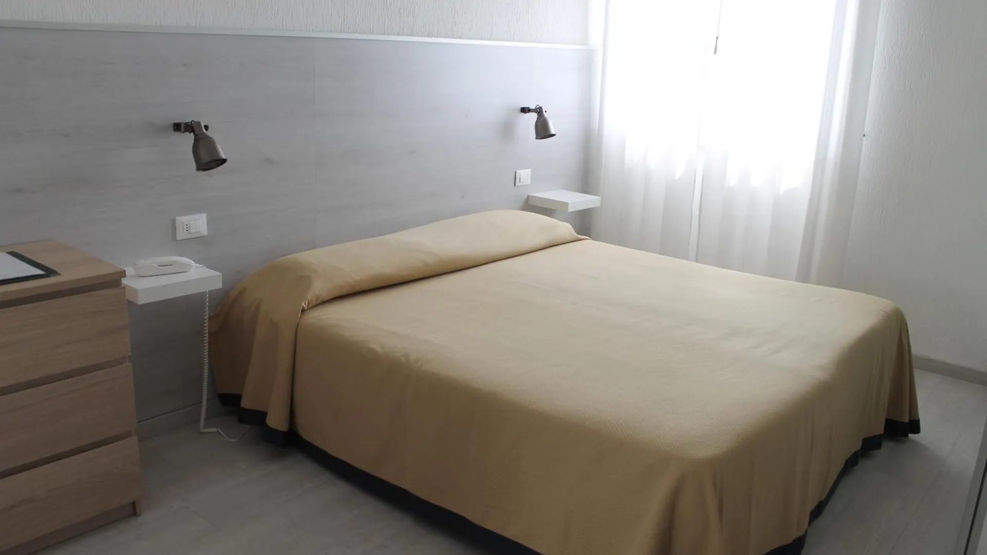 Hotel Alba Sul Mare Lido di Camaiore Włochy