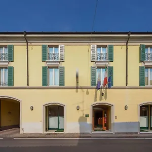 Hotel Hotel Gambara ***