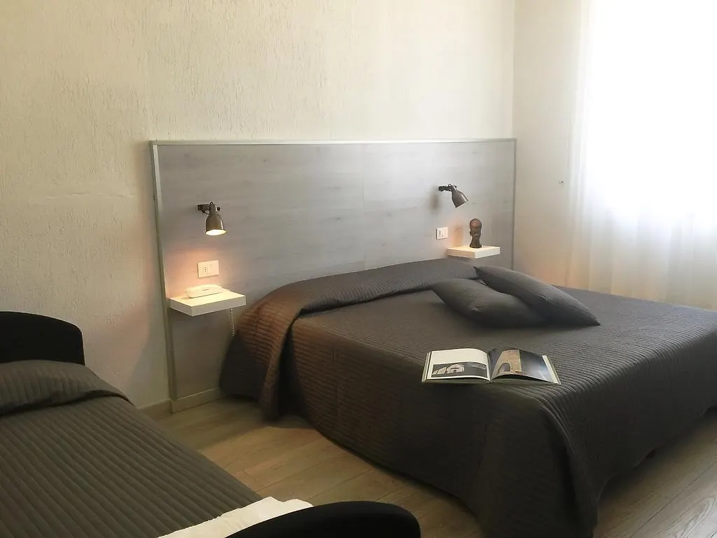 ***  Hotel Alba Sul Mare Lido di Camaiore Italia