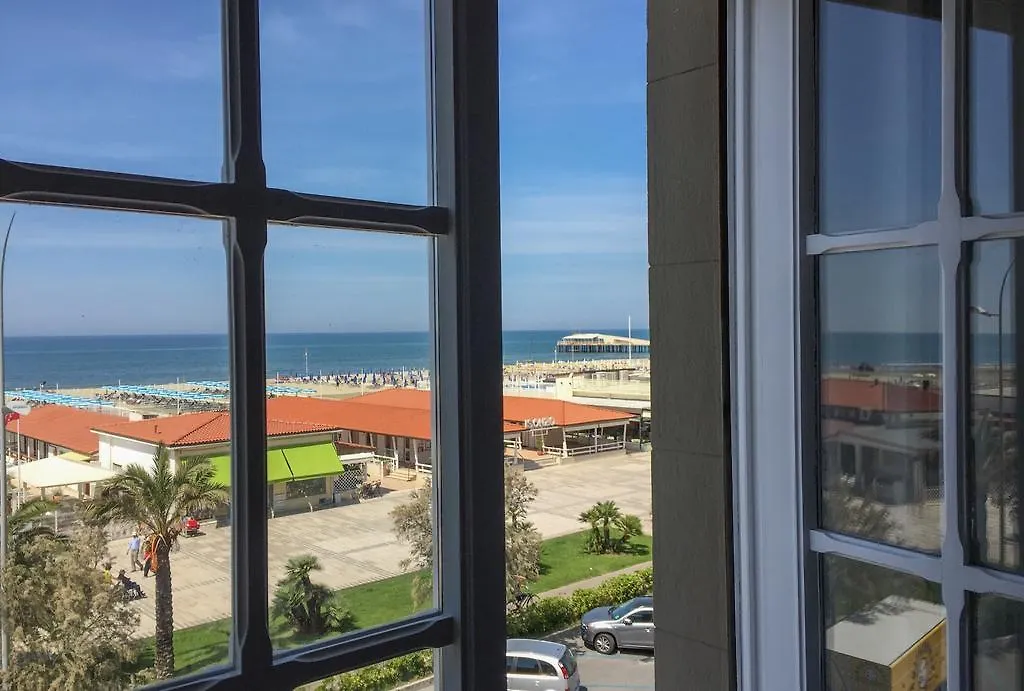 ***  Hotel Alba Sul Mare Lido di Camaiore Italia